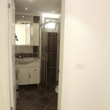 Villa Sarisli 1 *