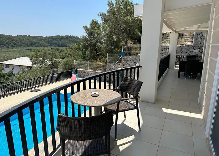 Sarisli 1 * Sarigerme